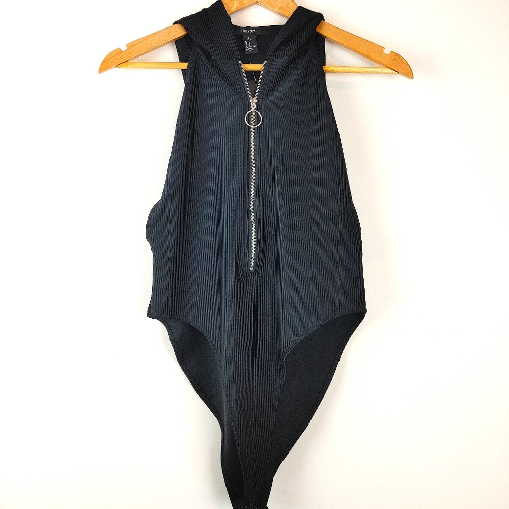 FOREVER 21 | NWT Black Ribbed Hooded Body Suite
